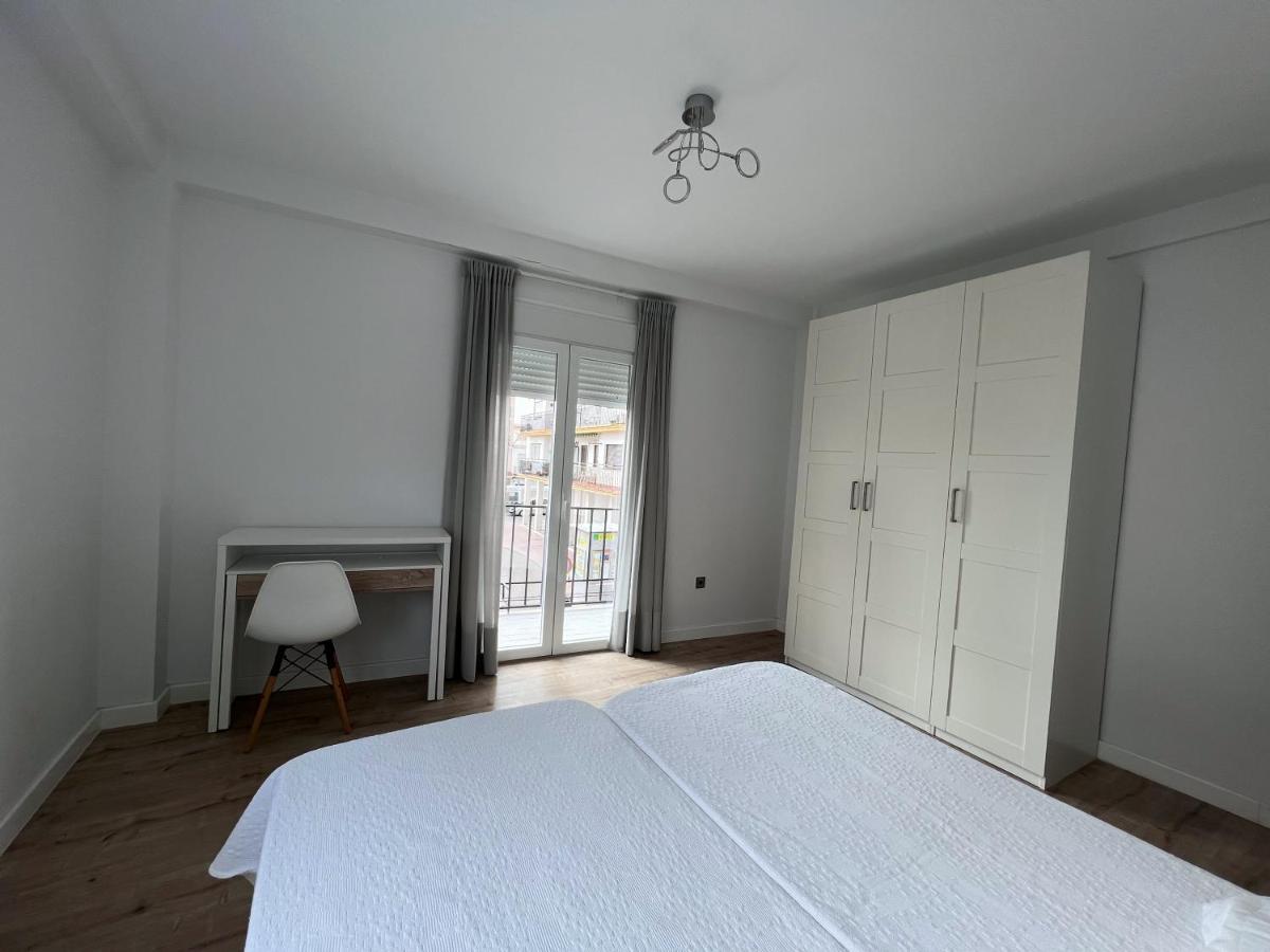 Suri Modernos Y Nuevos Centro De Apartamento Ronda